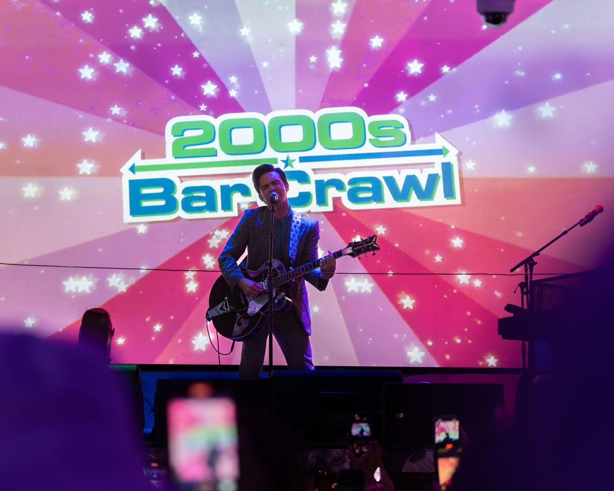 The Ultimate Guide to the 2000s Bar Crawl